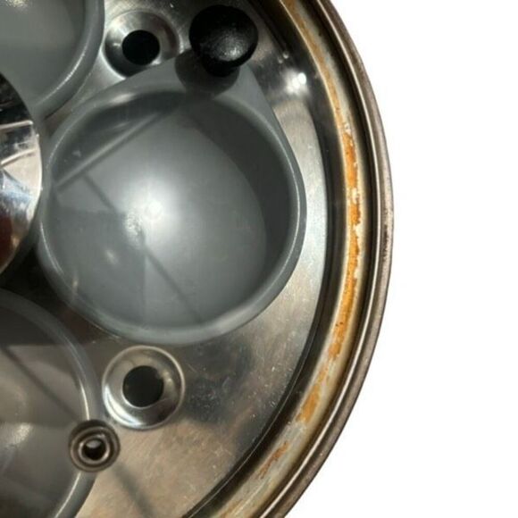 Le Gourmet Chef 18/10 Stainless Steel Egg Poacher Frying Pan With Lid - Picture 6 of 11